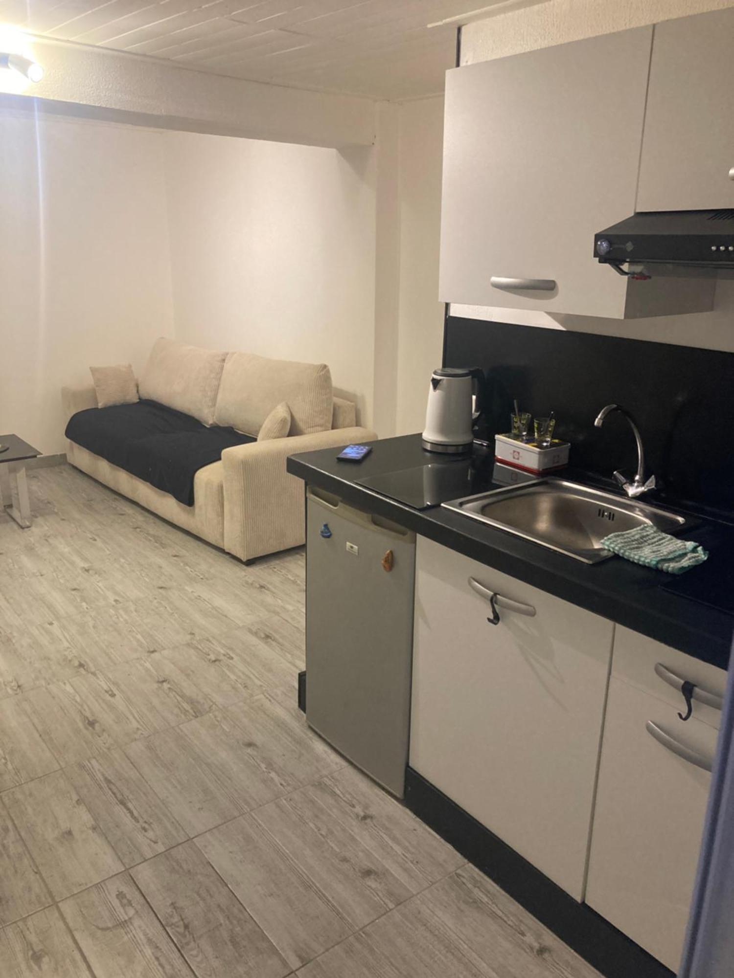 Studio Agreable Et Paisible โอบาญ ภายนอก รูปภาพ